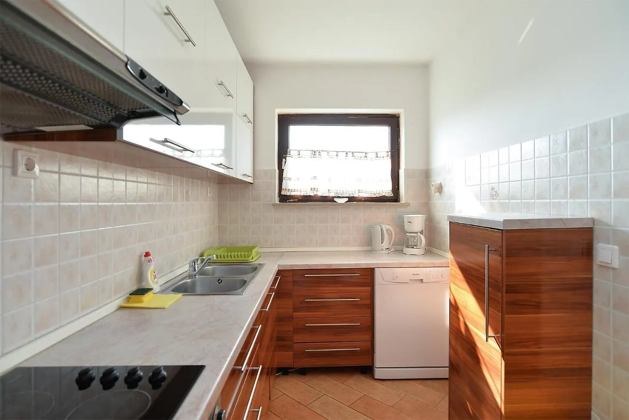 Apartment Boris 2058 Fazana Croatia