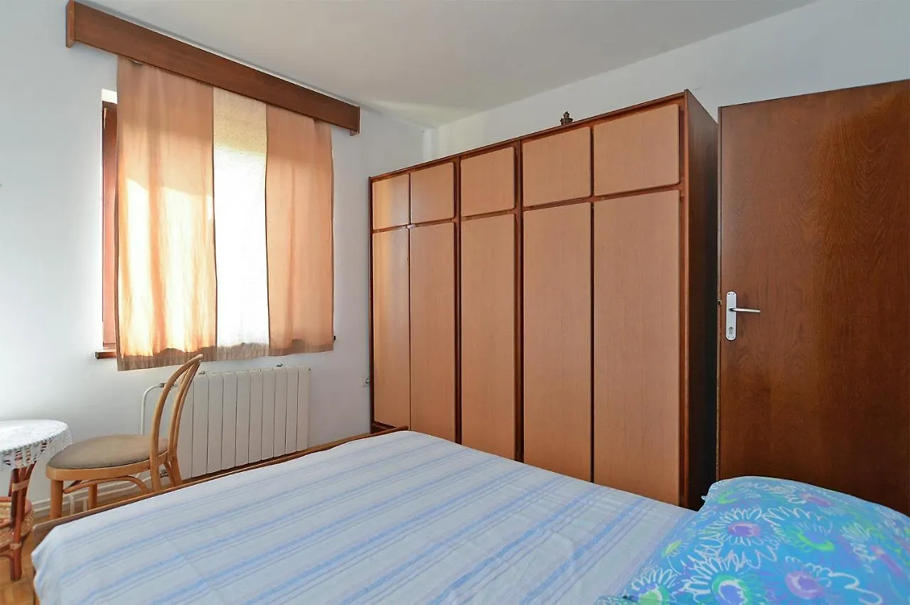 Apartment Boris 2058 Fazana